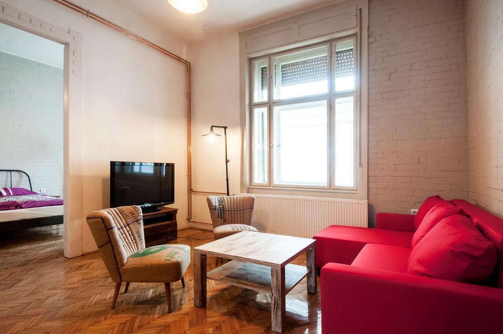 Stylish Downtown Apartment Budapest Exterior foto