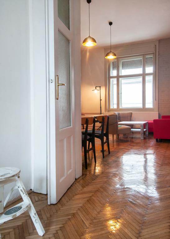 Stylish Downtown Apartment Budapest Exterior foto