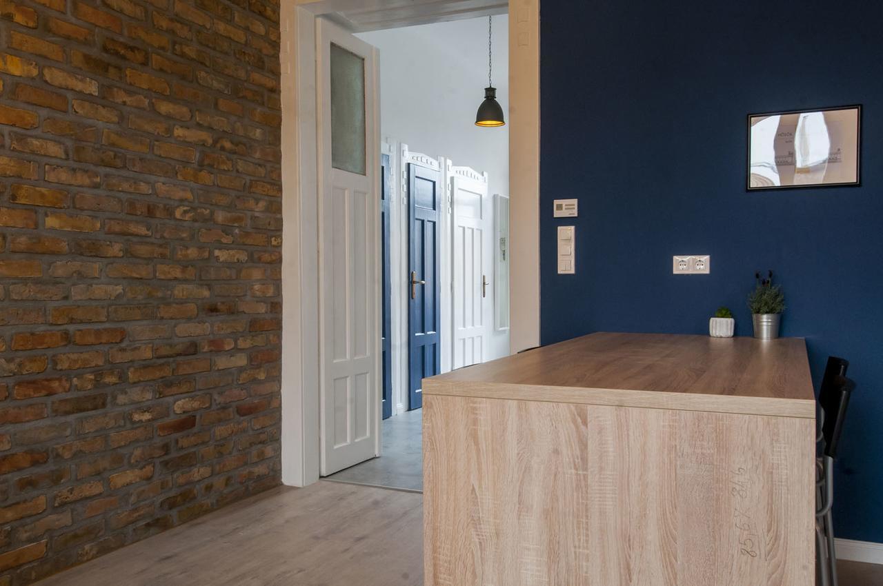 Stylish Downtown Apartment Budapest Exterior foto